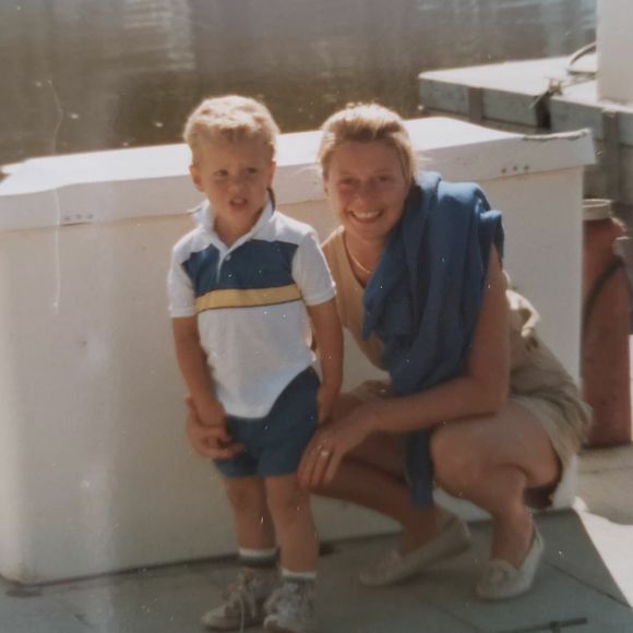 Meet your Posher, Pamela - Picture 1 of 1